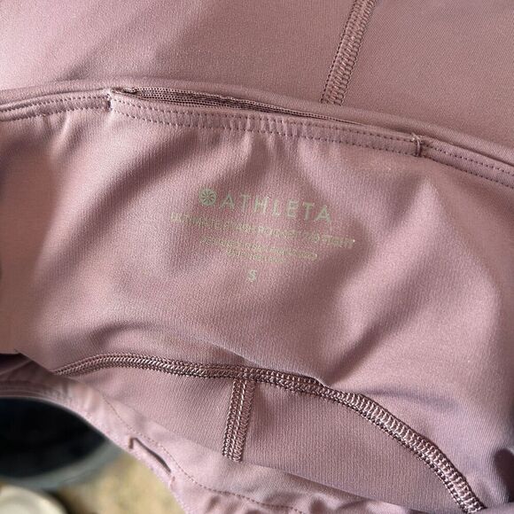 Athleta Ultimate Stash Pocket 7/8 Tight Purple Workout Leggings Size Small - Picture 7 of 8